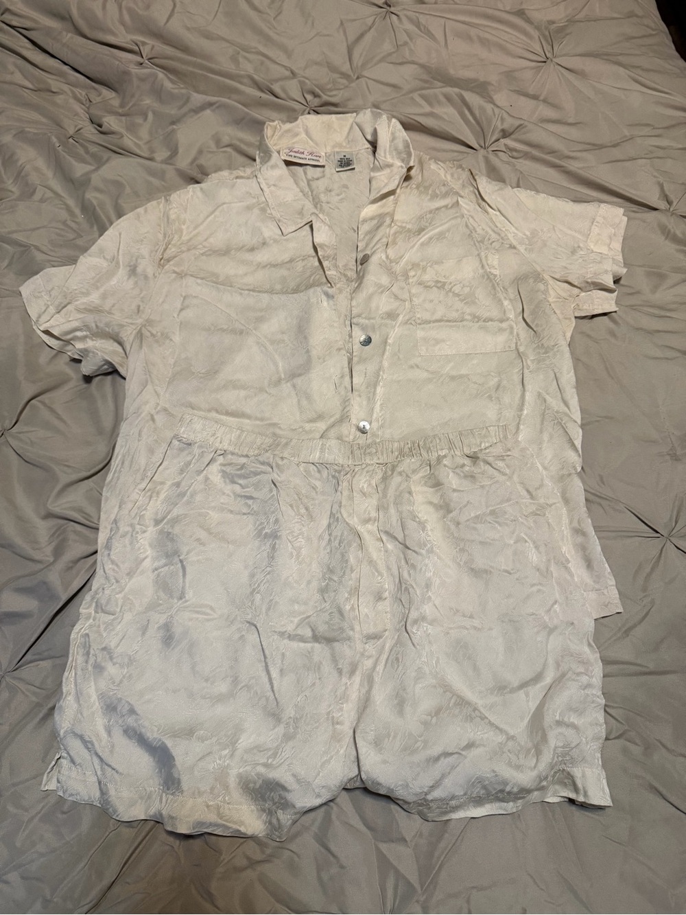 100% silk pajama set- Light Cream